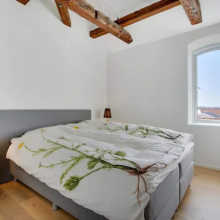 Two-story Loft With Large Terrace Casa de Férias