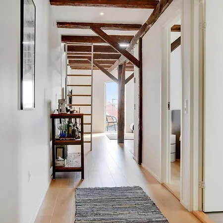 Prázdninový dům Two-story Loft With Large Terrace