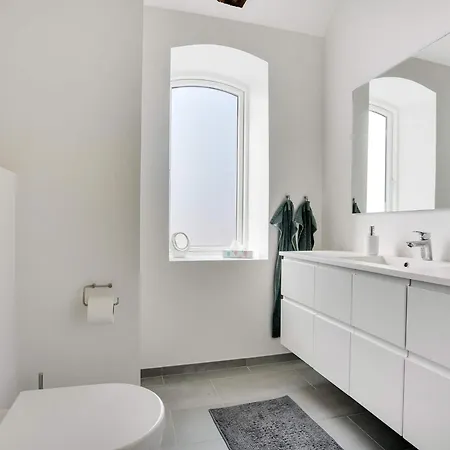 Two-story Loft With Large Terrace *